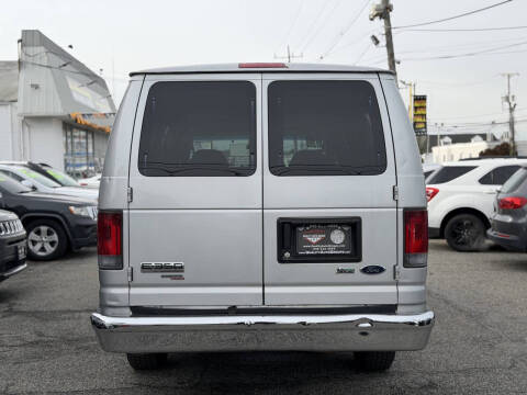 2010 Ford E-Series E-350 SD XL