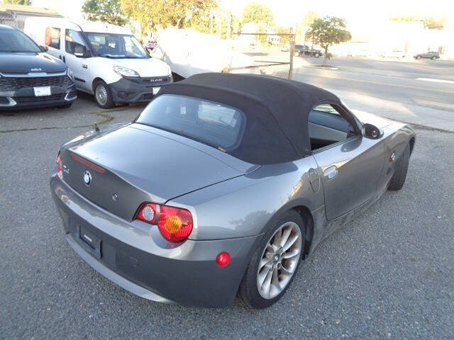 2003 BMW Z4 2.5i