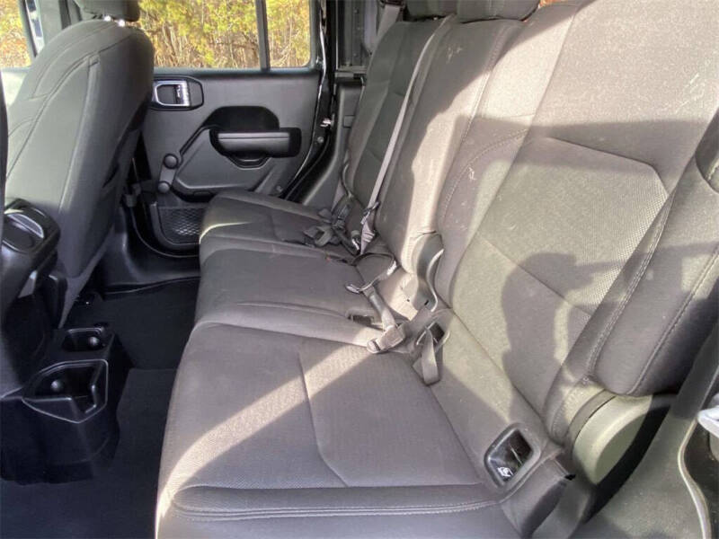 2021 Jeep Gladiator Sport