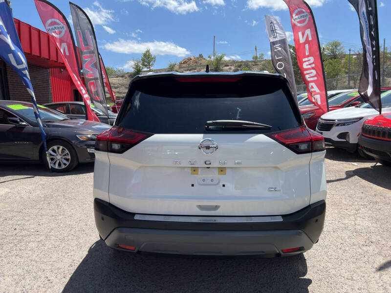 2021 Nissan Rogue SL