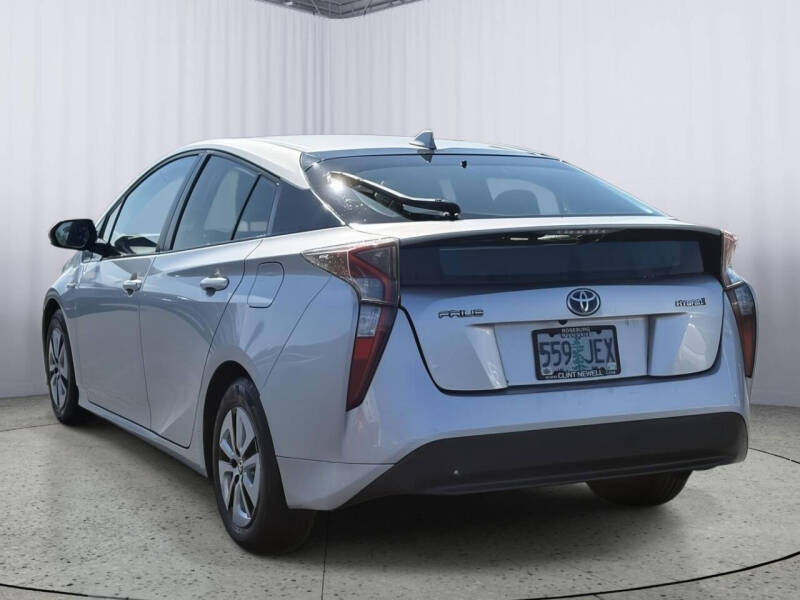 2016 Toyota Prius Two Eco