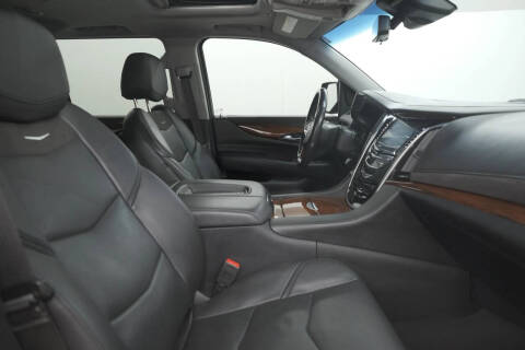 2019 Cadillac Escalade ESV Luxury