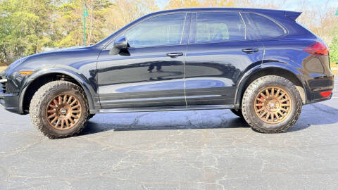 2013 Porsche Cayenne GTS