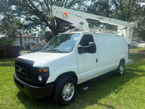 2011 Ford E-Series E-350 SD