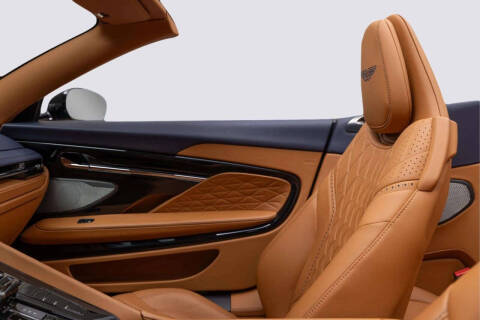 2024 Aston Martin DB12 Volante