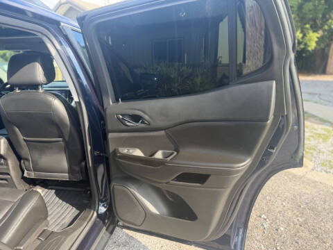 2017 GMC Acadia SLT-1