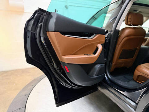 2017 Maserati Levante S