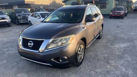 2013 Nissan Pathfinder for sale at Velocity Autos in Winter Park FL