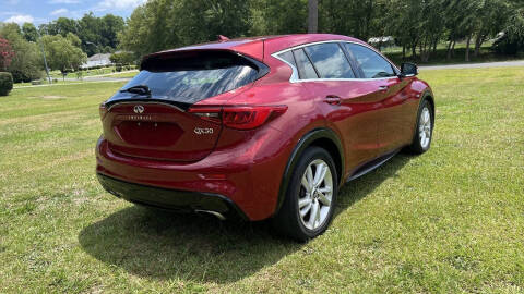 2017 Infiniti QX30