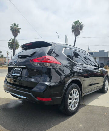 2018 Nissan Rogue SV