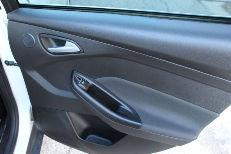 2016 Ford Focus Titanium