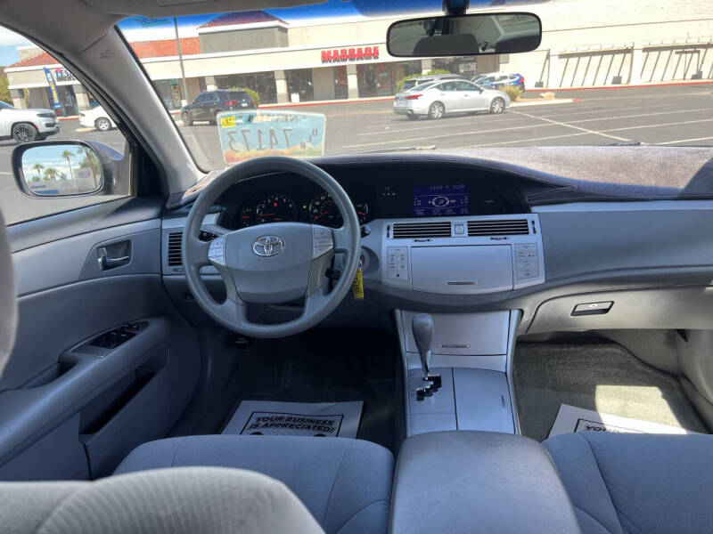 2008 Toyota Avalon XL