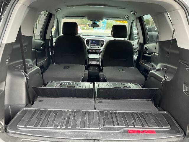 2023 GMC Acadia SLE
