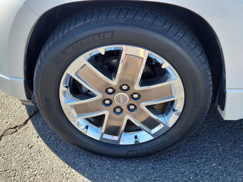 2016 GMC Acadia Denali