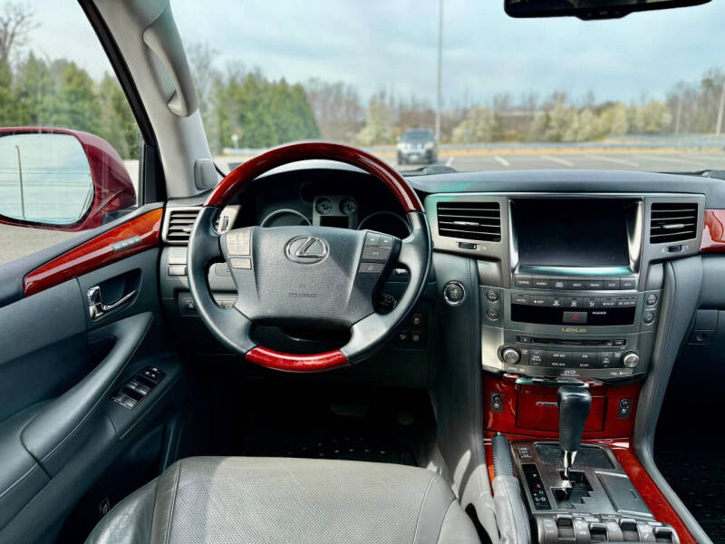 2009 Lexus LX 570