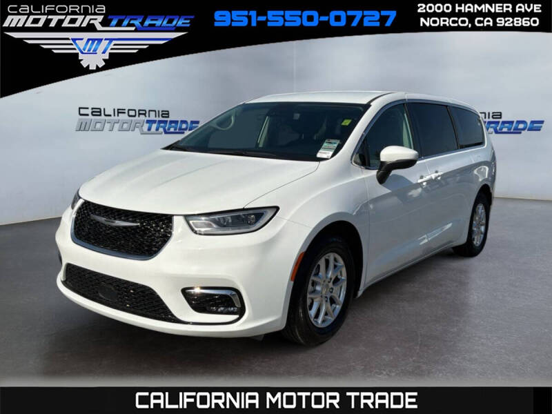 2023 Chrysler Pacifica Touring L