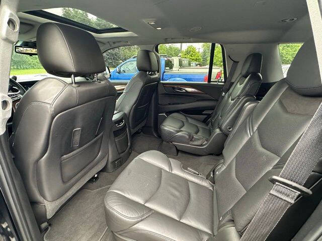 2020 Cadillac Escalade Luxury