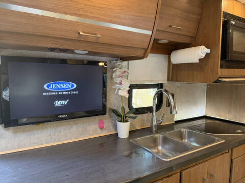 2014 Winnebago VIEW 24M