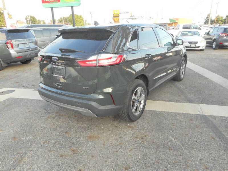 2022 Ford Edge SEL