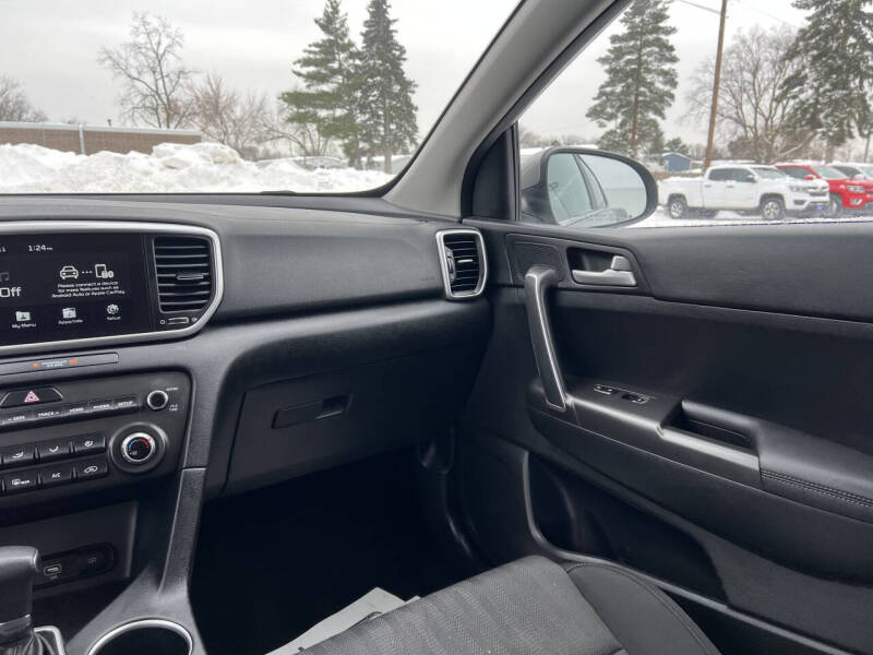 2022 Kia Sportage LX