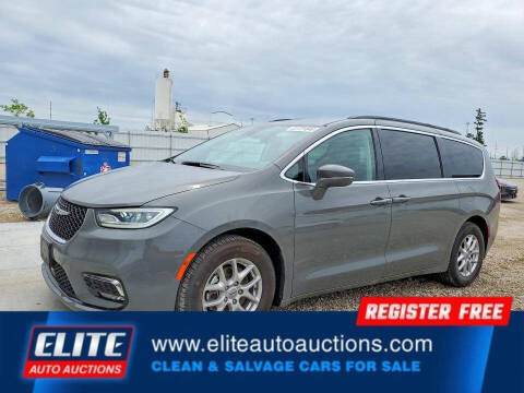 2022 Chrysler Pacifica Touring L Photo