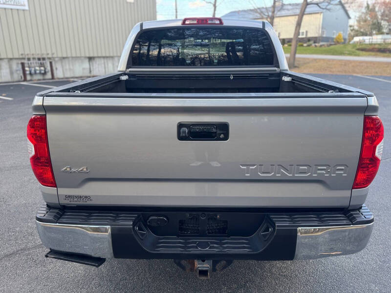 2017 Toyota Tundra SR5