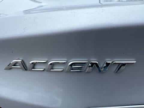 2013 Hyundai Accent GLS