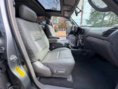 2004 Toyota Sequoia Limited