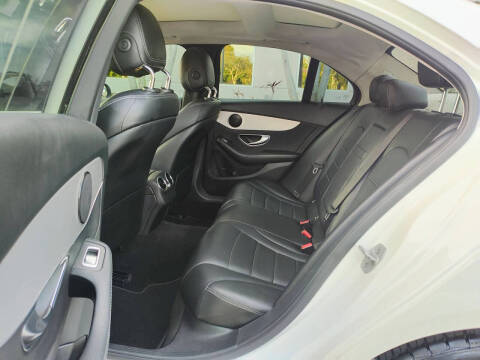 2016 Mercedes-Benz C-Class