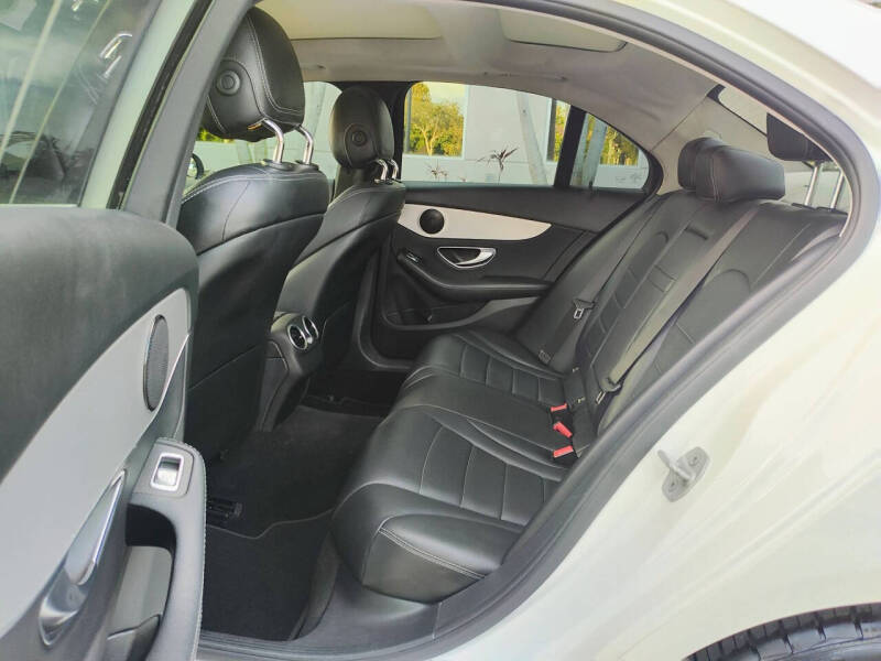 2016 Mercedes-Benz C-Class