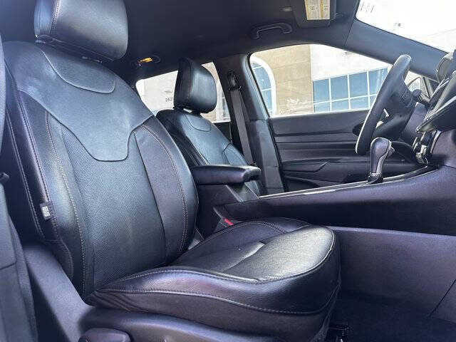 2023 Jeep Compass (Red) Edition