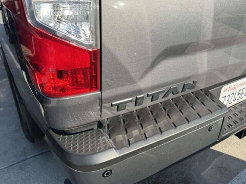 2019 Nissan Titan SV