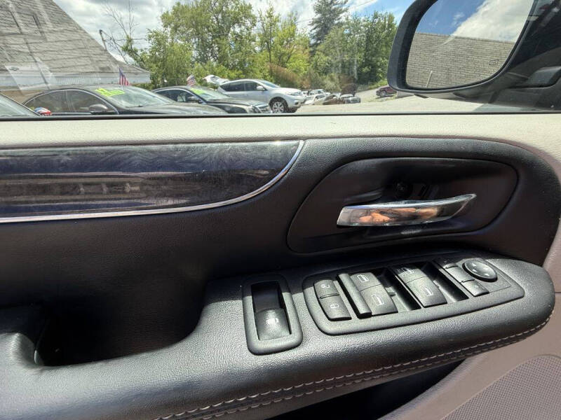 2015 Chrysler Town and Country Touring