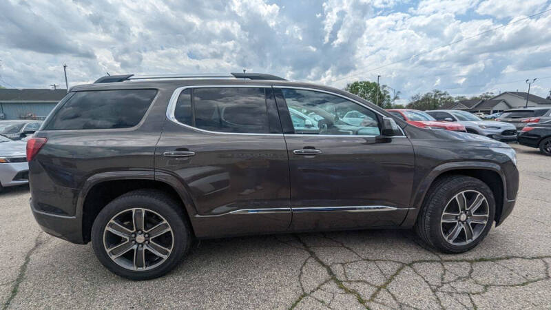 2019 GMC Acadia Denali