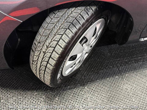 2014 Toyota Prius c Three