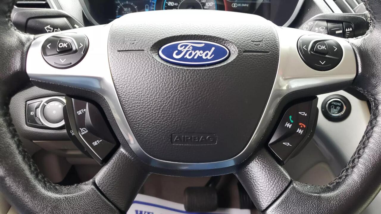2016 Ford C-MAX Energi SEL 4dr Wagon 17