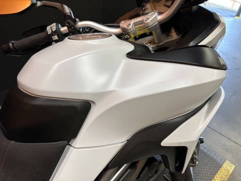 2017 Ducati Multistrada 950 Star White Sil