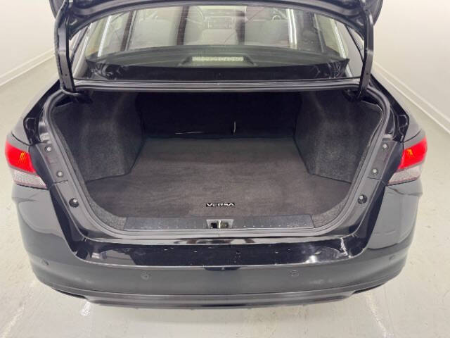 2020 Nissan Versa SR