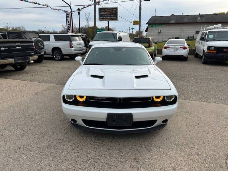 2015 Dodge Challenger SXT