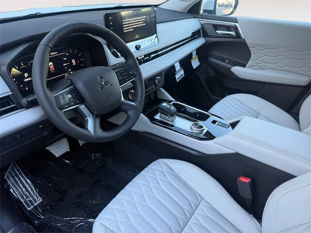 2026 Mitsubishi Outlander SEL