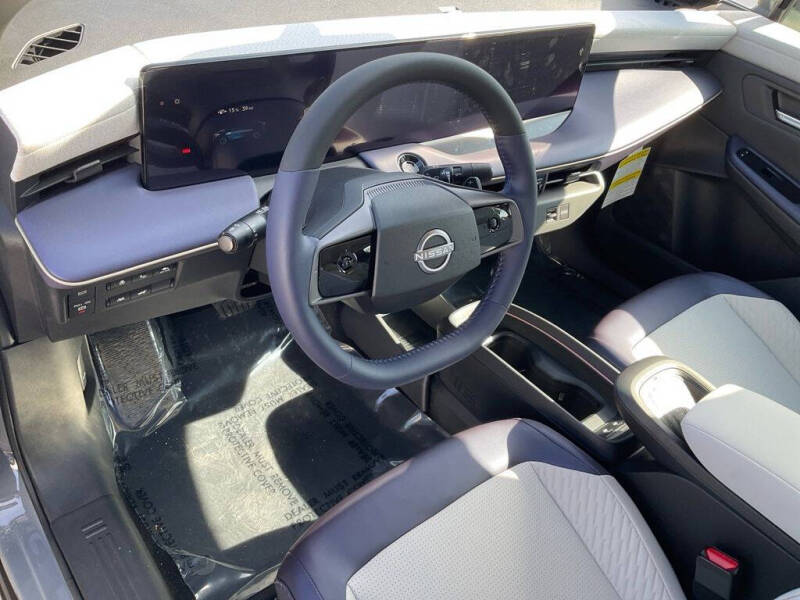 2026 Nissan LEAF Platinum+