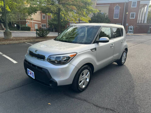 2014 Kia Soul for sale at Car World Inc in Arlington VA