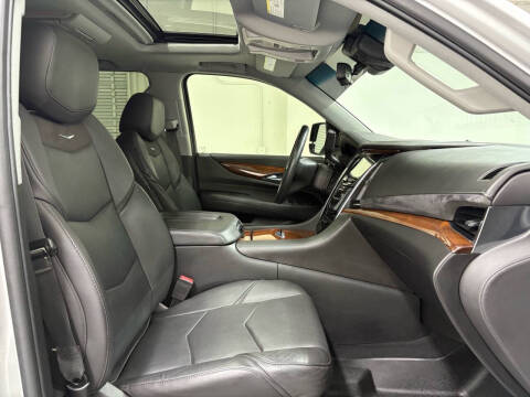 2018 Cadillac Escalade Premium Luxury