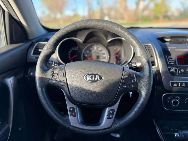 2014 Kia Sorento LX
