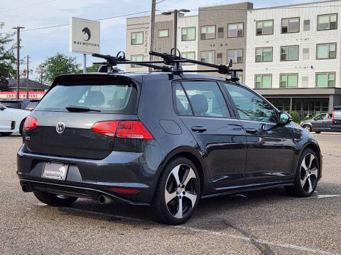 2016 Volkswagen Golf GTI SE