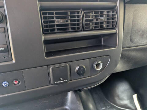 2023 Chevrolet Express LS 3500