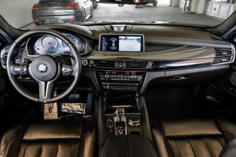 2017 BMW X6 M