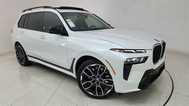 2025 BMW X7 M60i