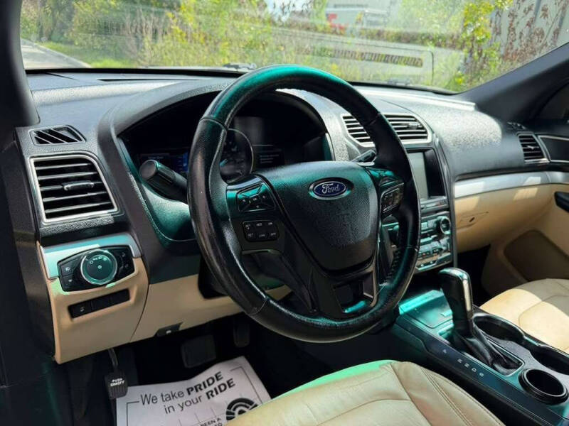 2017 Ford Explorer XLT