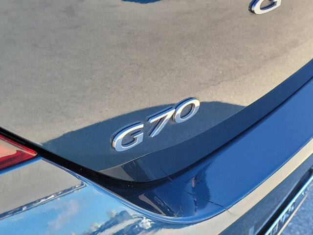 2023 Genesis G70